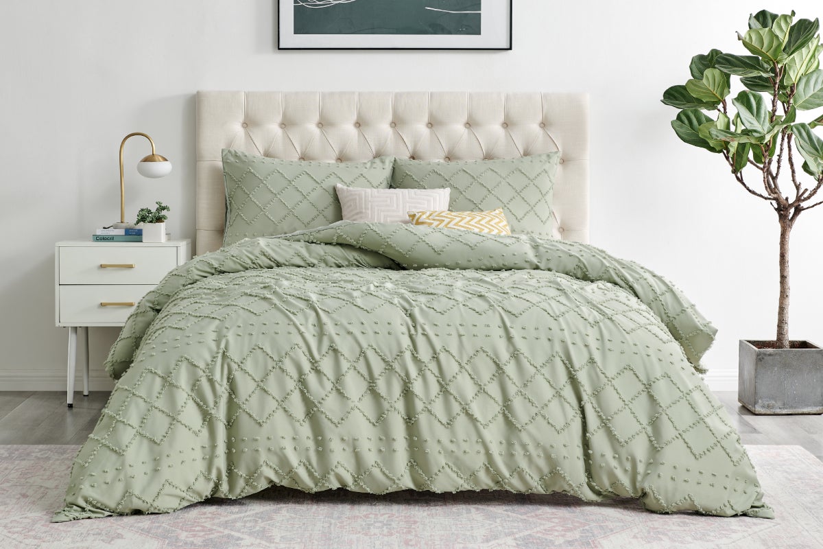 Ovela Tilly Tufted Quilt Cover Set (Desert Sage, Double)