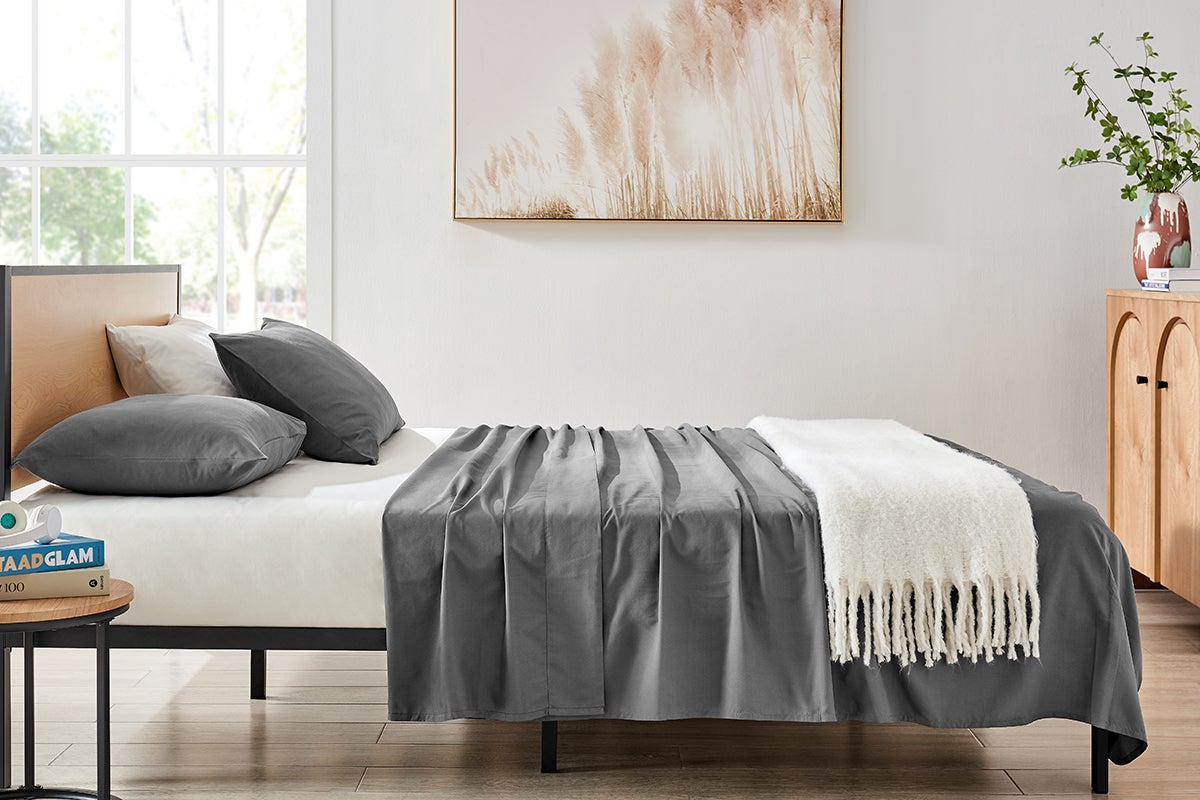 Ovela Ultra Soft Washed Microfibre Bed Sheet Set (Graphite, Queen)